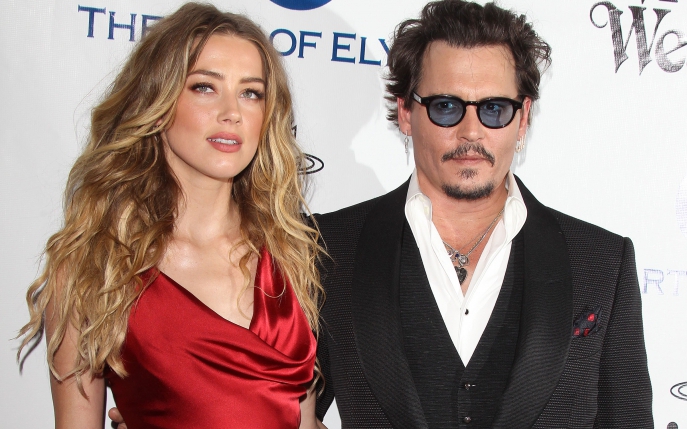 Johnny Depp, din nou burlac! Actorul divorţează după 15 luni de căsnicie!