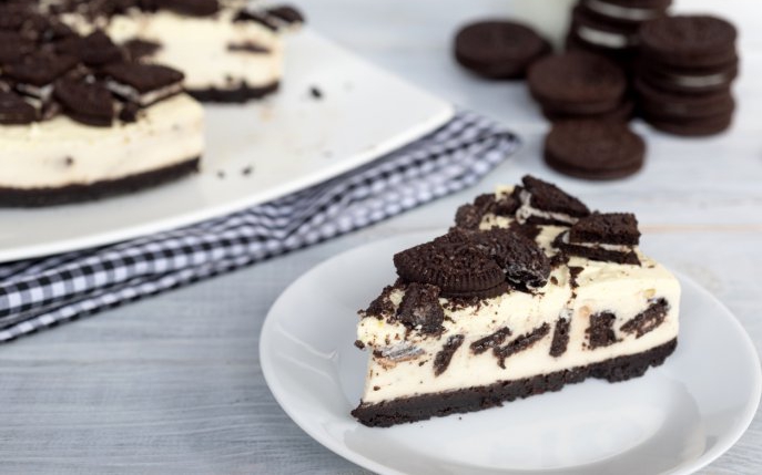 Ciocolată cu Oreo și nuga, un deliciu ușor de preparat