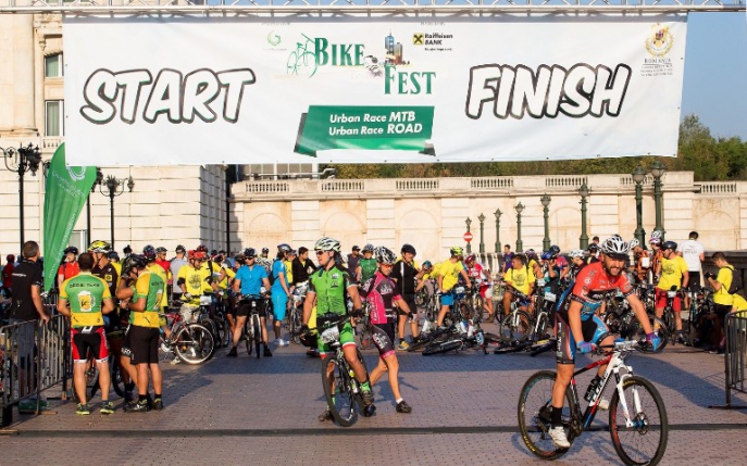 Peste 5.000 de persoane au participat la cel mai mare eveniment dedicat biciclistilor urbani