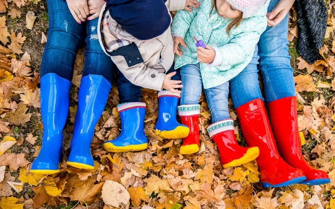 Ieși din anonimat cu încălțăminte șic, comodă și... la modă. Cumpără pentru toată familia!