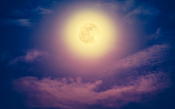 Lună plină și eclipsă de lună pe 11 februarie: cum sunt afectate zodiile de acest fenomen