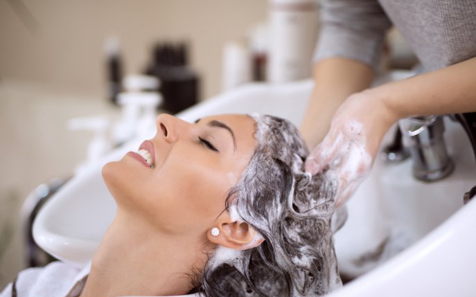 Ce este Beauty Parlor Stroke Syndrome sau sindromul salonului de înfrumusețare