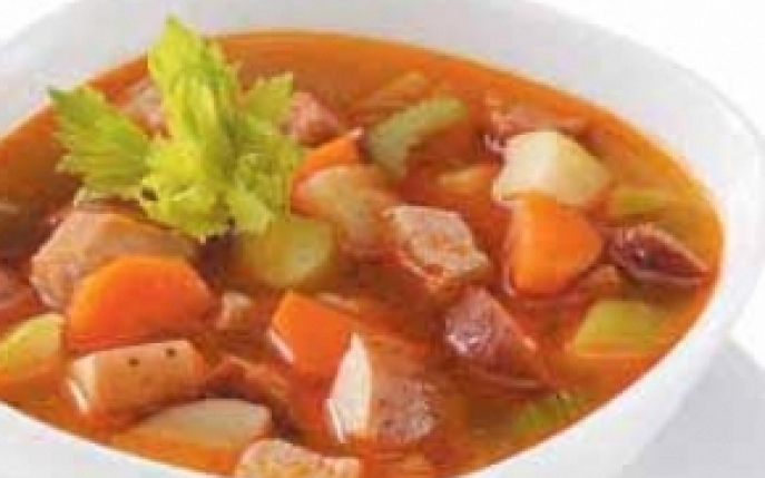 Afla cum se prepara un bors de porc
