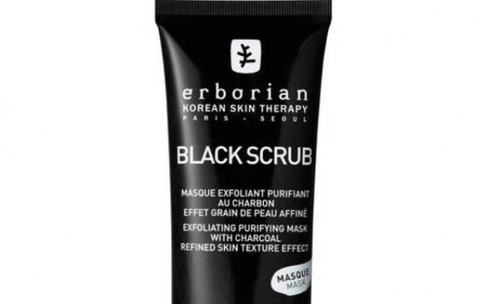 Black Scrub Erborian, de la Sephora, tratament de înfrumusețare 2 în 1