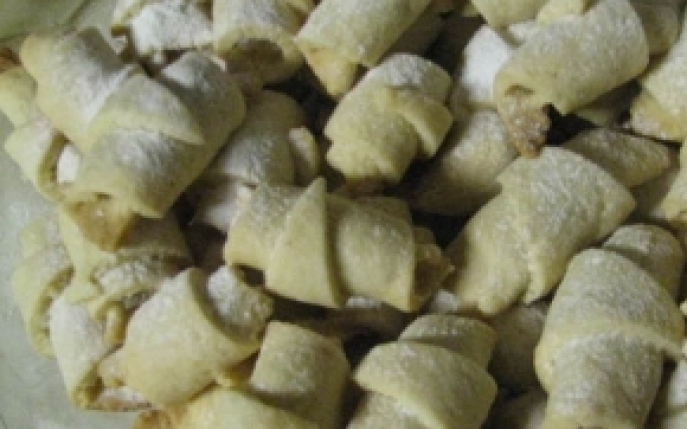 Iti este pofta de ceva bun? Prepara cornulete din aluat fraged!