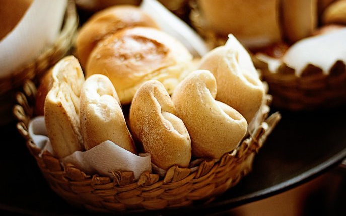 De ce nu este bine să mănânci multă pâine albă