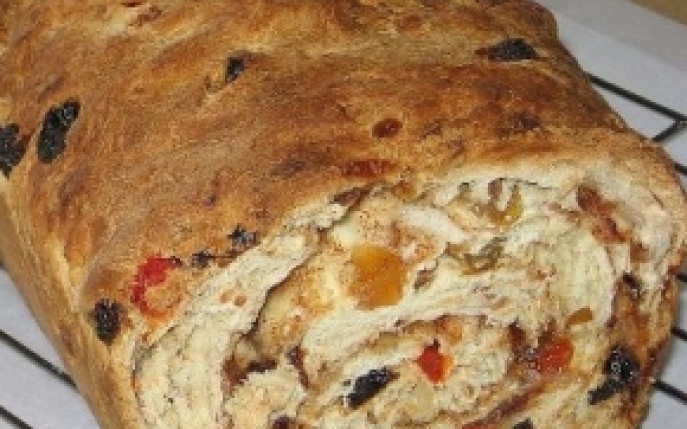 Savoare si aroma - Chec cu fructe confiate