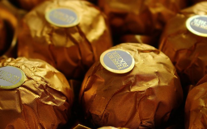 Cum se prepară cele mai bune bomboane Ferrero Rocher de casă