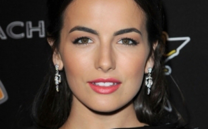 Camilla Belle - O noua stea pe firmamentul fashion de la Hollywood