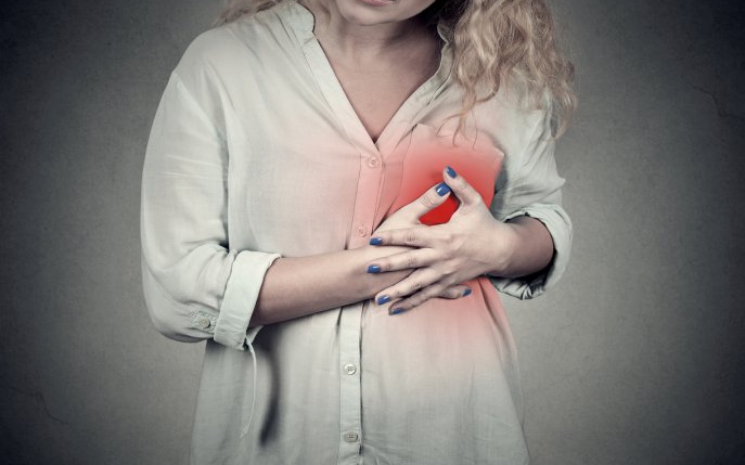 Simptomele atacului de cord în funcție de sex