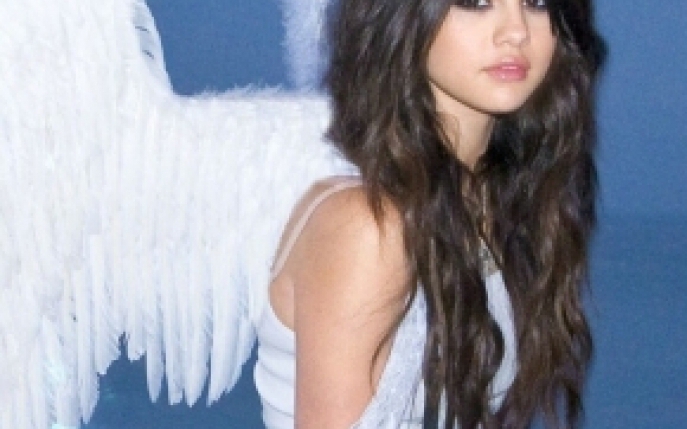 Selena Gomez: Un stil demn de urmat de toate adolescentele! 