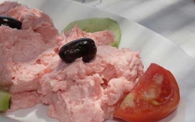 Invata sa prepari doua salate aperitiv: Salata de icre si de vinete