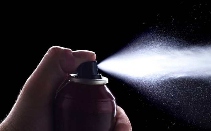 Care sunt semnele că ești alergică la deodorant