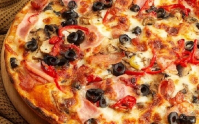 Secretele unui aluat de pizza pufos