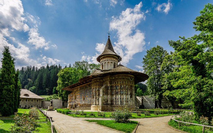 Cele mai frumoase mănăstiri din Moldova pe care să le vizitezi