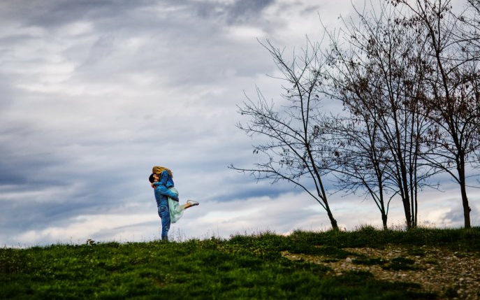 Sărbătorește iubirea: secretul celor mai frumoase fotografii de logodnă