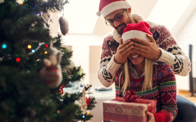 Încă nu știți ce să cumpărați sub pomul de Crăciun? Acestea sunt ideile noastre de cadouri