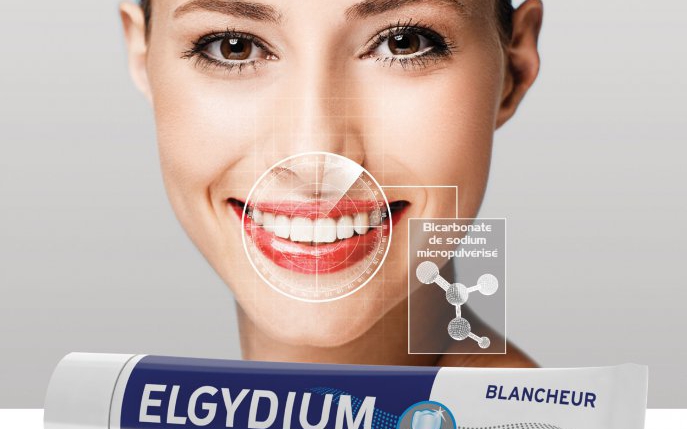 Recapătă-ți albul natural al dinților cu  Elgydium Whitening