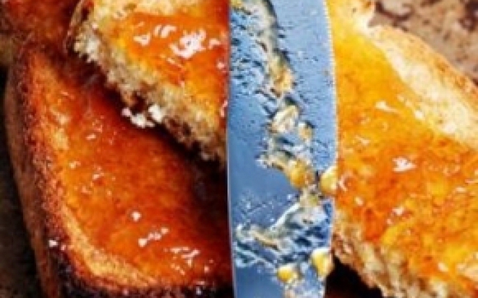 Dulceata de caise? Portie dubla pentru mine!