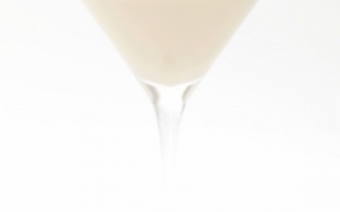 Invata sa prepari cremosul cocktail orgasm