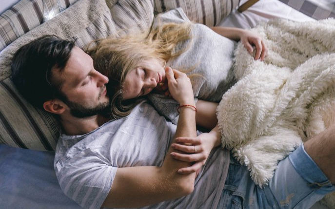 4 lucruri pe care ar trebui să le bifezi înainte de a te muta cu iubitul tău