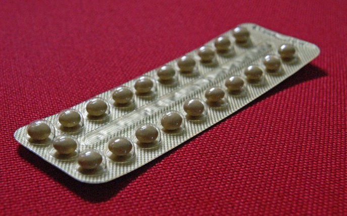 Dacă îți lași anticoncepționalele în mașină, poți rămâne însărcinată. Cum este posibil