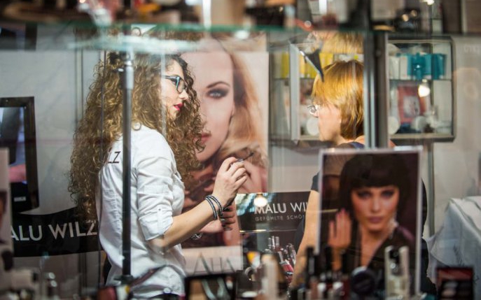 Află cele mai noi tendințe în materie de frumusețe la Cosmetics Beauty Hair 2018