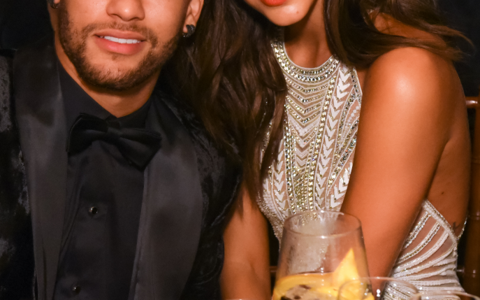 Neymar i-a dat papucii superbei Bruna Marquezine!