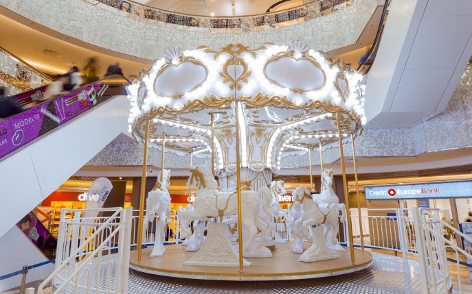 Vino în București – Mall Vitan începând cu 24 noiembrie și te poți bucura de o experiență inedită într-un carusel de Crăciun