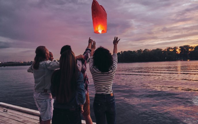 Ghid de siguranţă: cum să foloseşti corect un lampion zburător