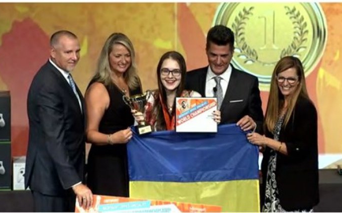 Geniul român care a cucerit America! Mihaela Florea, campioană mondială la Microsoft Office Specialist 2019