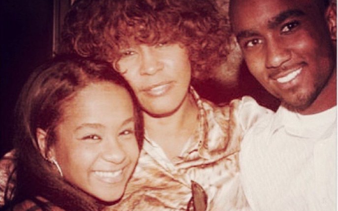 Nick Gordon, fostul logodnic al fiicei lui Whitney Houston, a murit după o lungă bătălie cu drogurile