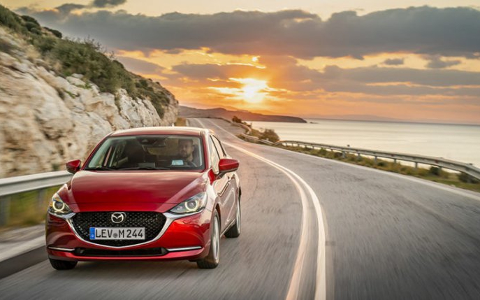 Test drive Mazda2 – Frumusețea are un nume