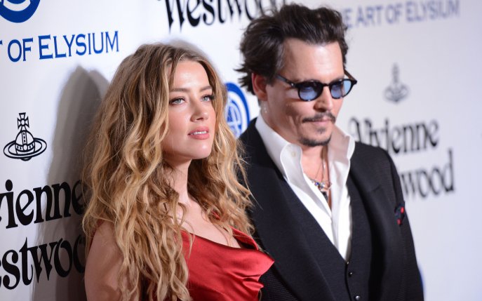 Johnny Depp  o acuză pe Amber Heard ca l-ar fi bătut