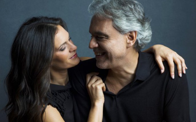 Se iubesc cu patos de când ea avea 18 ani, în ciuda diferenței de vârstă de peste 25 de ani. Vezi cum arată soția lui Andrea Bocelli