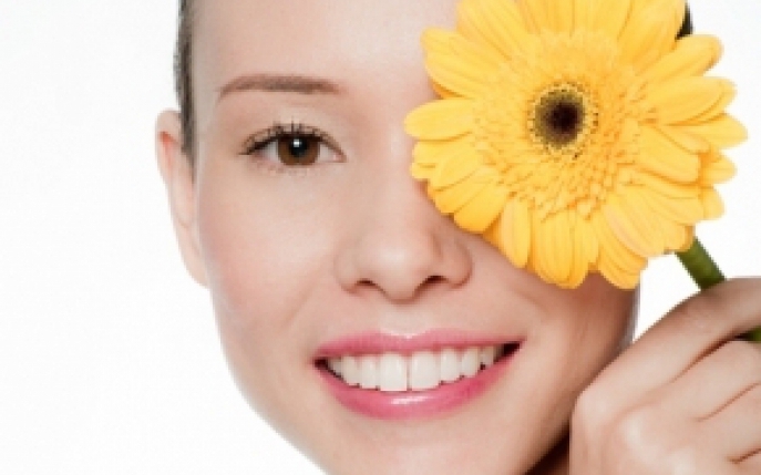 Economiseste: Produse cosmetice de care nu ai nevoie
