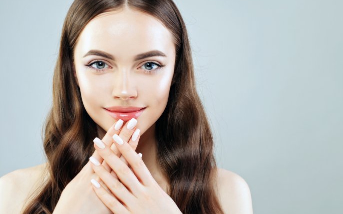 9 produse care te ajută să ai grijă corect de părul și unghiile tale