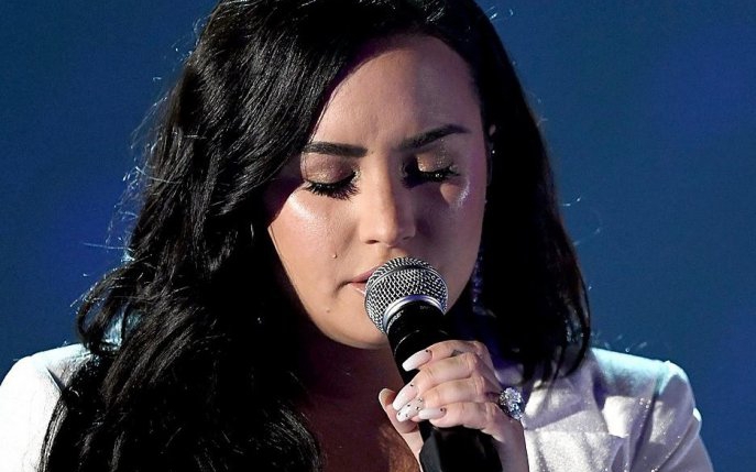 Demi Lovato, la un pas de moarte: "Medicii mi-au spus că mai aveam cinci până la zece minute!"