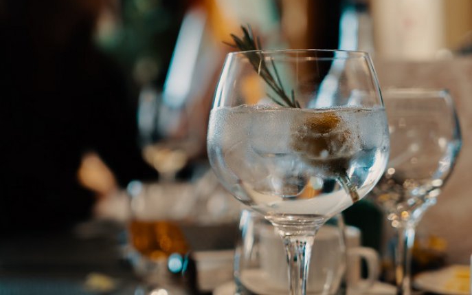 Ginul tonic: istoria unuia dintre cele mai populare cocktailuri din lume