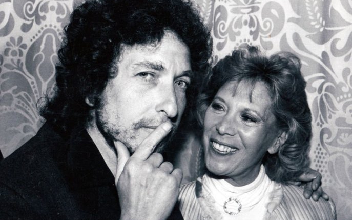 Încă un artist cu reputația pătată! Bob Dylan a fost acuzat că a drogat şi agresat sexual o fată în vârstă de 12 ani