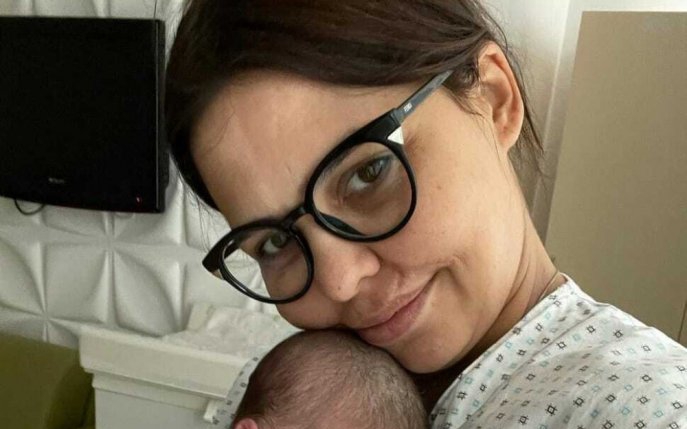 Andreea Popescu, probleme de sănătate serioase după cezariană. Declarațiile proaspetei mămici: „De cinci zile sunt în agonie”