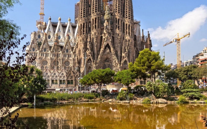 Barcelona - Orasul care ofera oportunitati unice turistilor