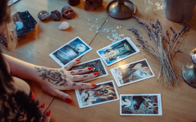 Tarotscopul lunii februarie: ce spun cărțile despre zodia ta luna aceasta