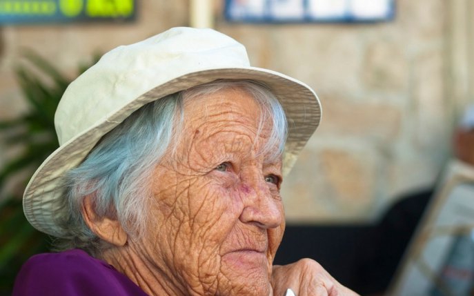 Lecții de viață importante primite de la o femeie de 100 de ani. Dacă știam asta mai devreme, ce bine era!