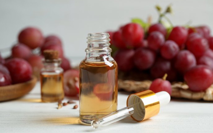 Beneficiile uleiului vegetal de struguri pentru piele. Cum se utilizează