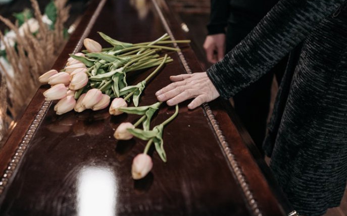 Ce sunt bocitoarele? Mai există acest obicei la înmormântările din România?
