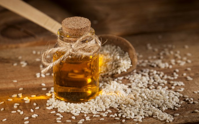 10 proprietăți mai puțin cunoscute ale uleiului vegetal de susan
