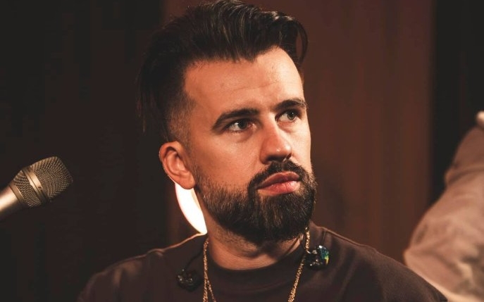 Vedetă de la 12 ani: Cum a reușit Florin Ristei să rămână în atenția publicului