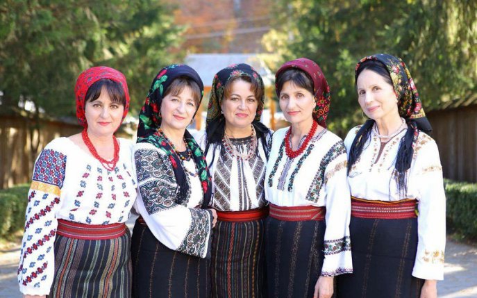 Cum au ajuns Surorile Osoianu să reprezinte folclorul românesc peste hotare
