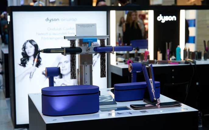 Dyson aduce mai aproape de clienți tehnologia de îngrijire a părului de Sărbători